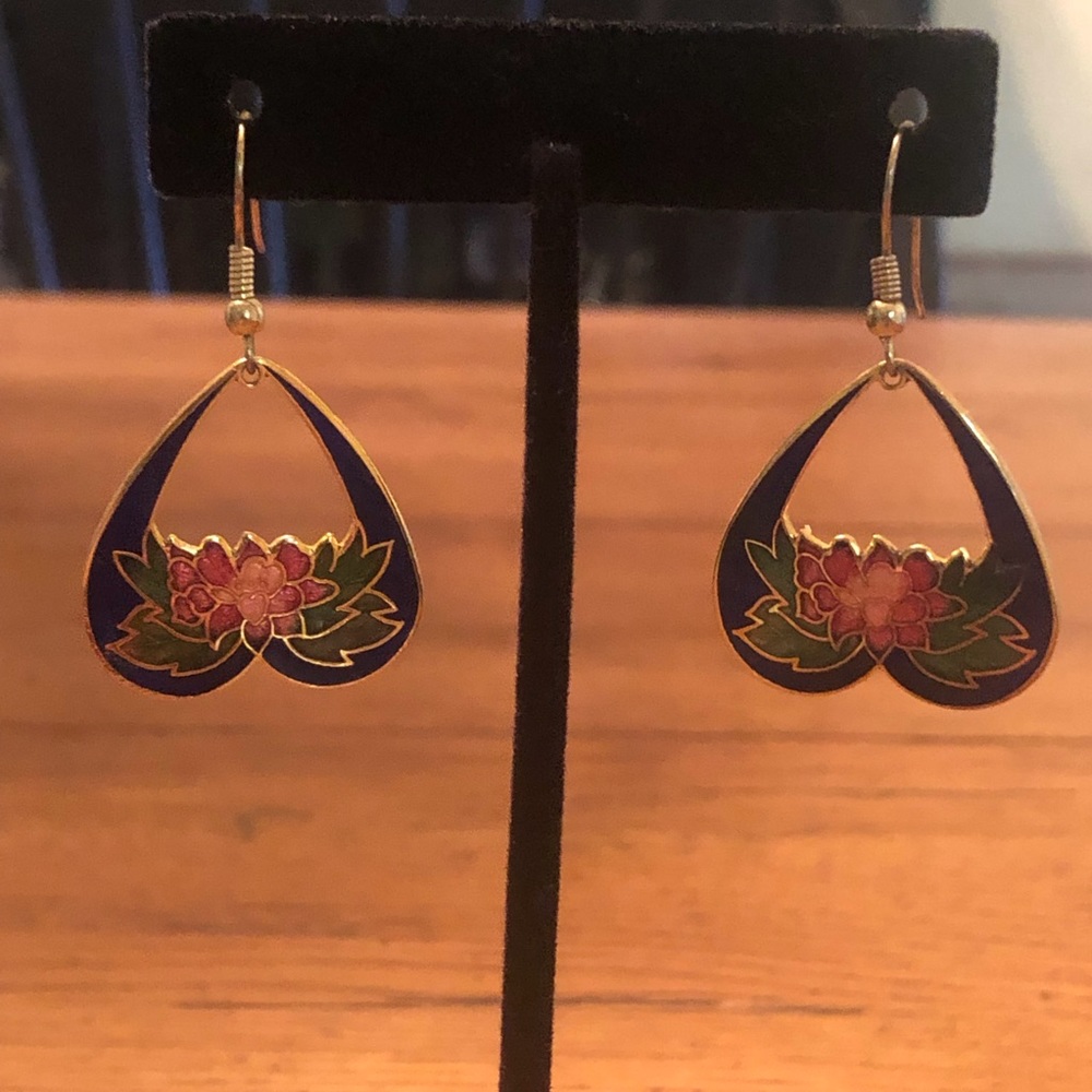 3/$20 VTG Cloisonné Upside Down Heart Flower Wire Earrings